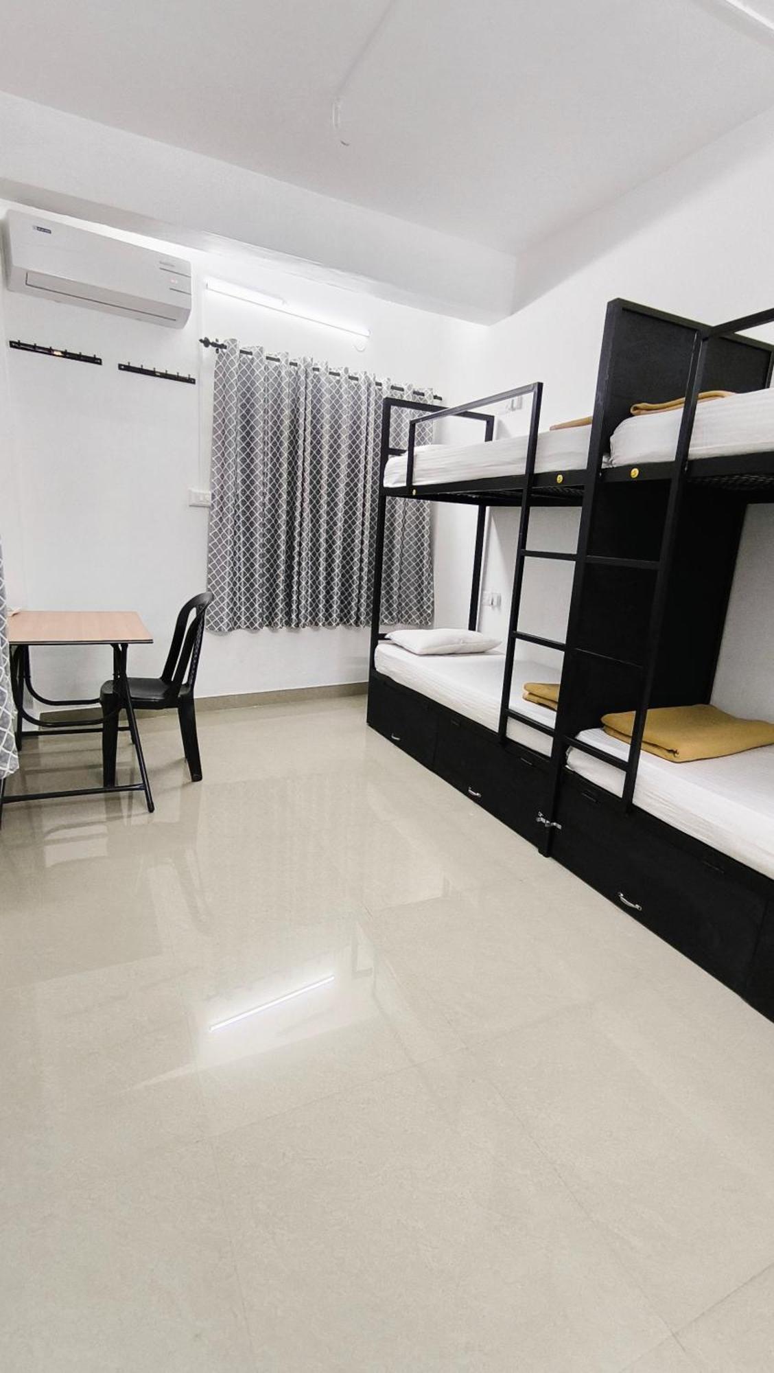 Hostel Stayzo Kochi Exteriér fotografie