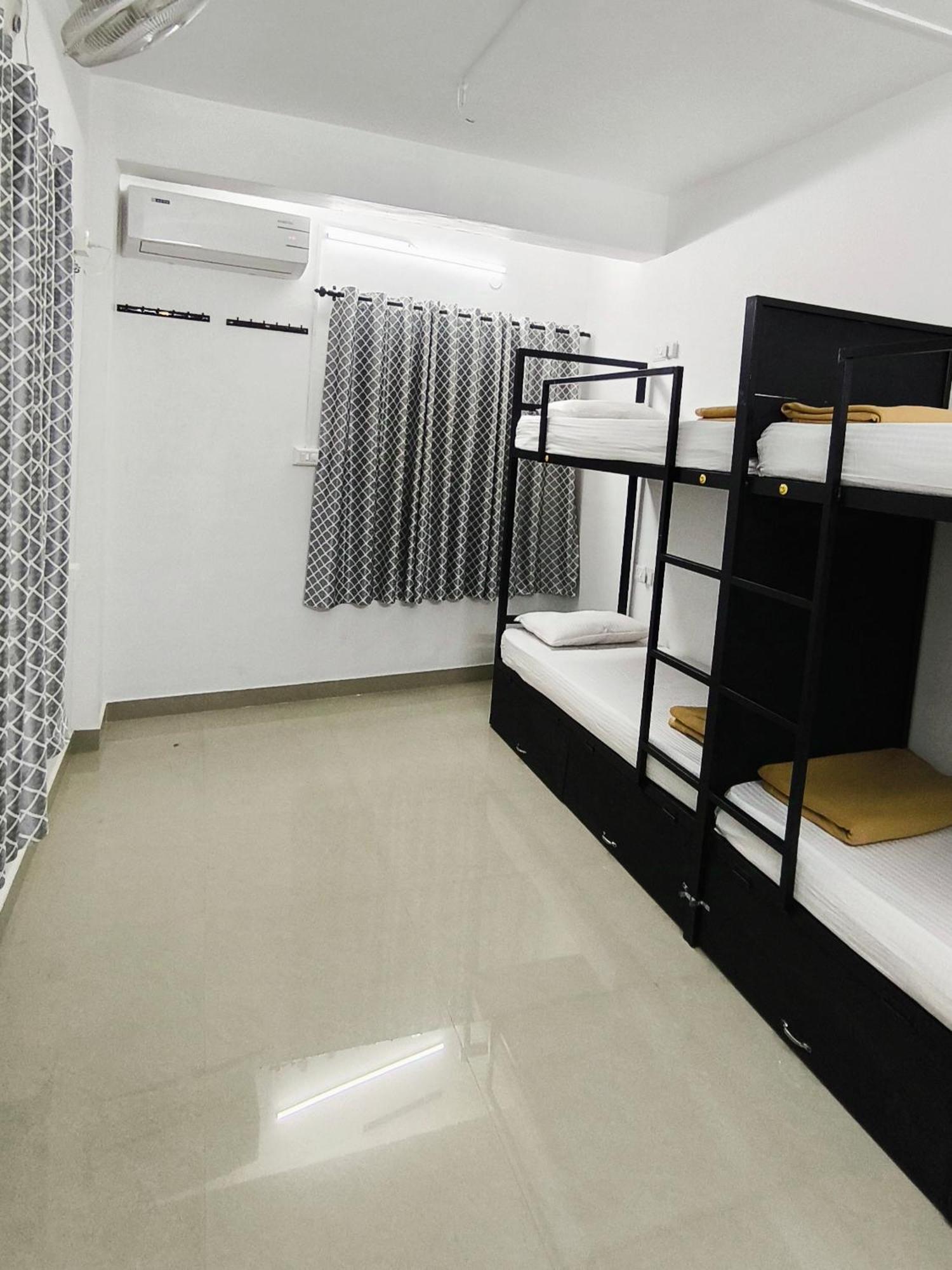 Hostel Stayzo Kochi Exteriér fotografie